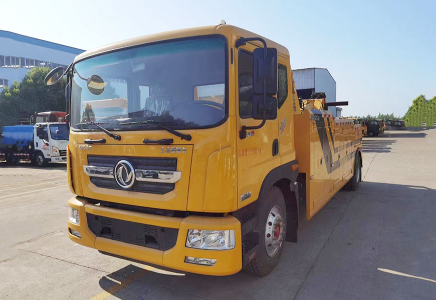 東風多利卡D9拖吊連體清障車